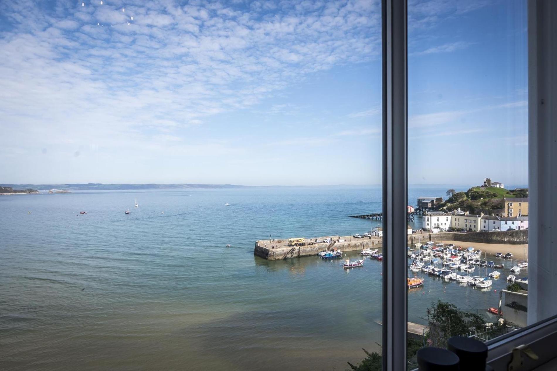 Pieces Of Eight - 2 Bedroom Apartment - Tenby - Bagian luar foto