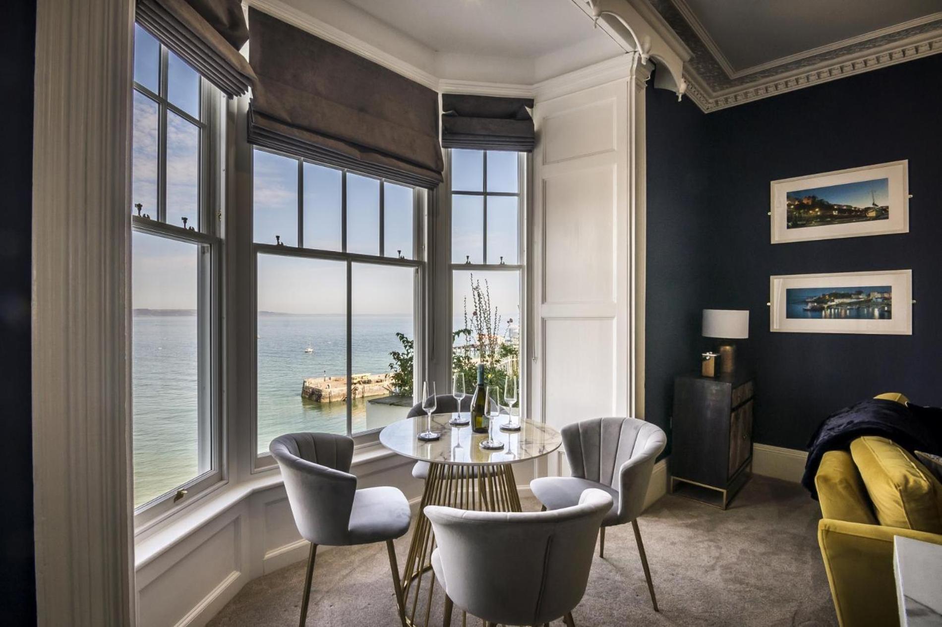 Pieces Of Eight - 2 Bedroom Apartment - Tenby - Bagian luar foto