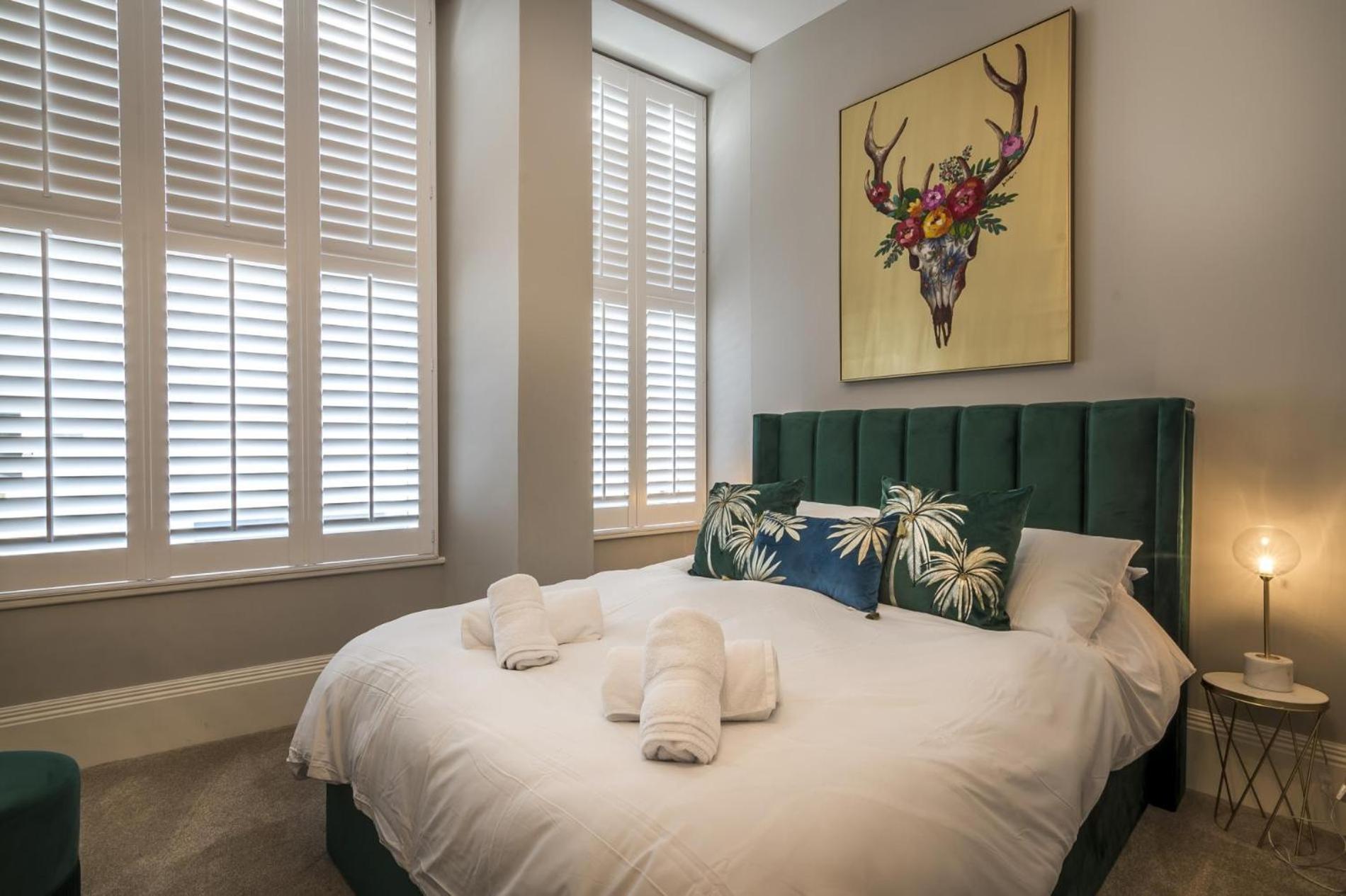 Pieces Of Eight - 2 Bedroom Apartment - Tenby - Bagian luar foto
