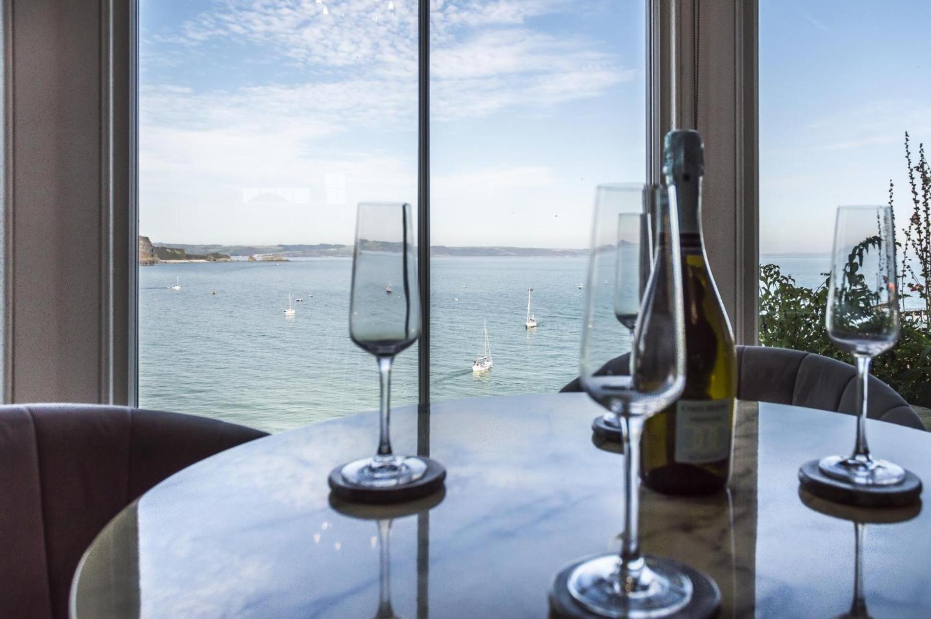 Pieces Of Eight - 2 Bedroom Apartment - Tenby - Bagian luar foto