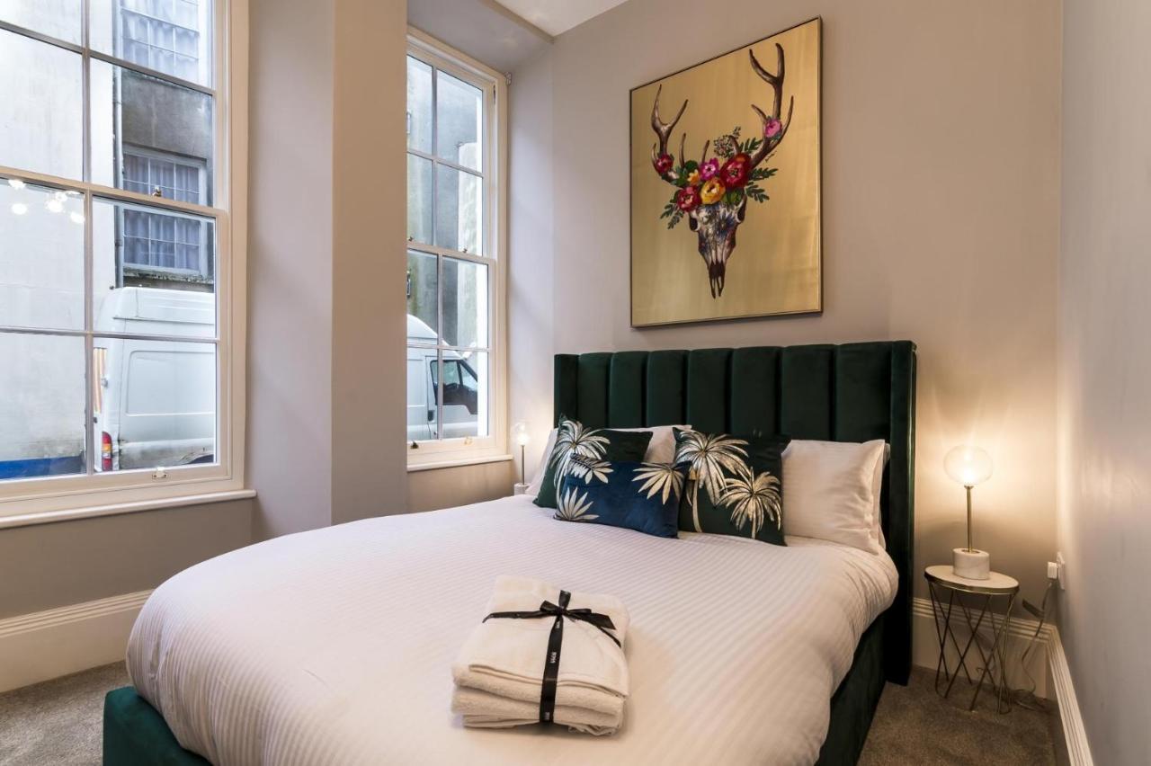 Pieces Of Eight - 2 Bedroom Apartment - Tenby - Bagian luar foto
