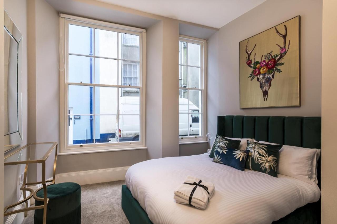Pieces Of Eight - 2 Bedroom Apartment - Tenby - Bagian luar foto